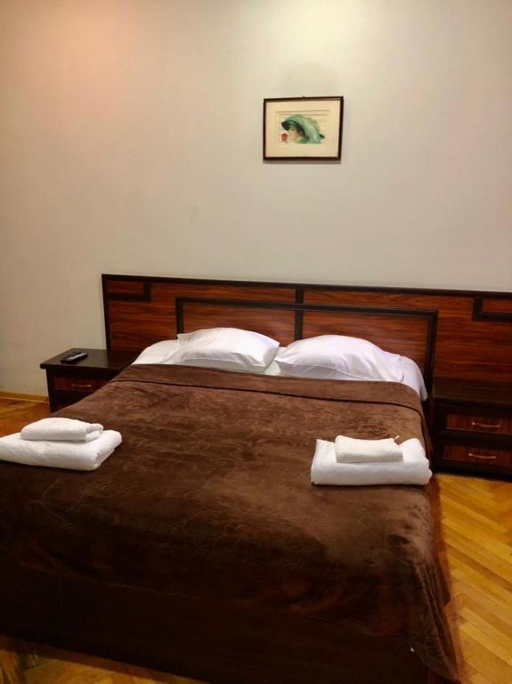 CATTALEYA room 2