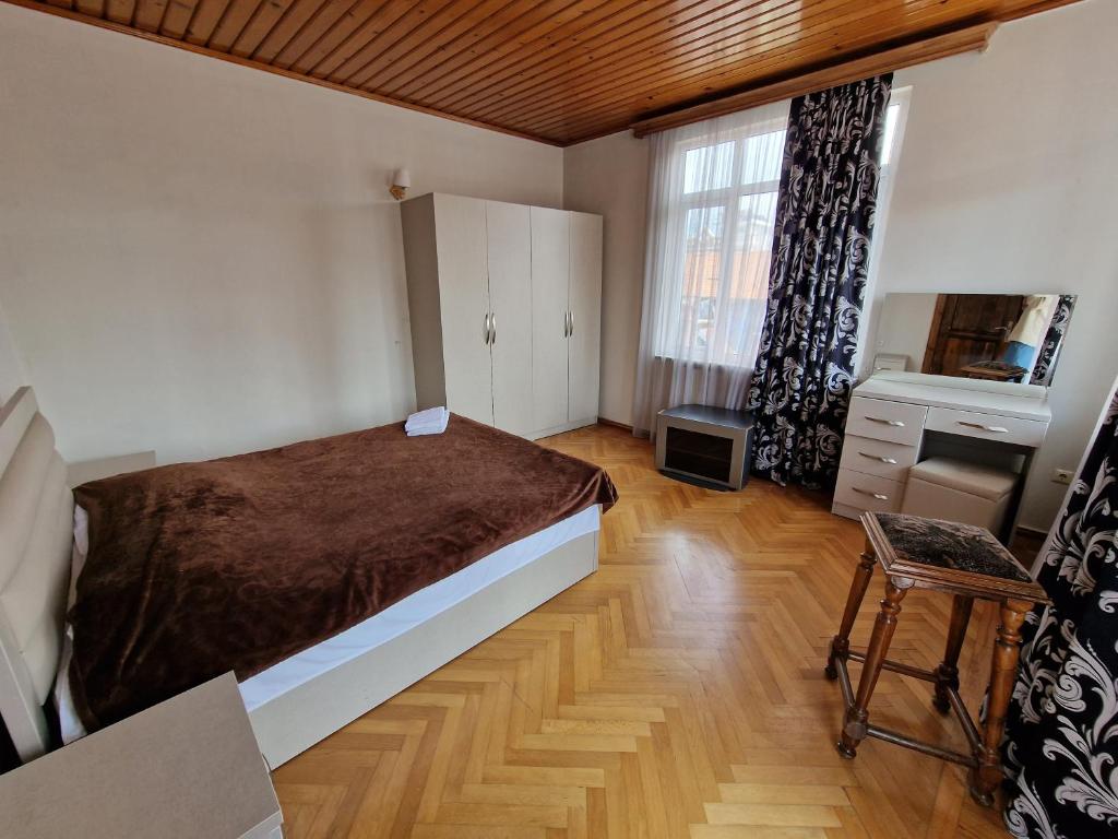CATTALEYA room 5